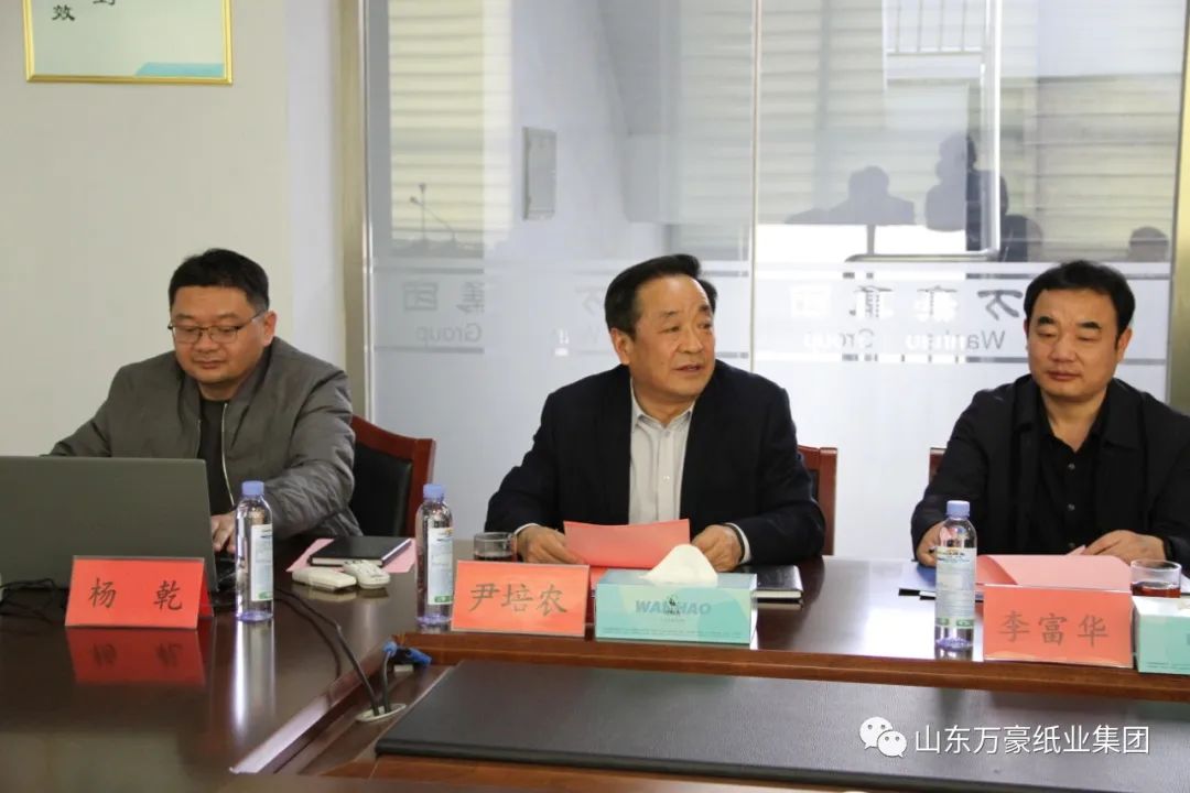 在“五一”國際勞動(dòng)節(jié)到來之際 集團(tuán)董事長向廣大員工致以節(jié)日的祝賀和誠摯的慰問